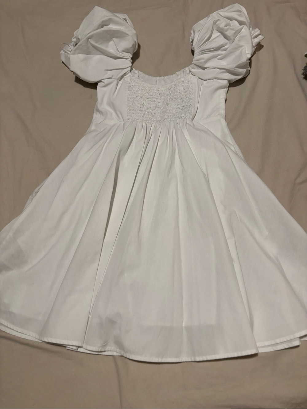 White Puff-Sleeve Dress - Picture 3 of 6
